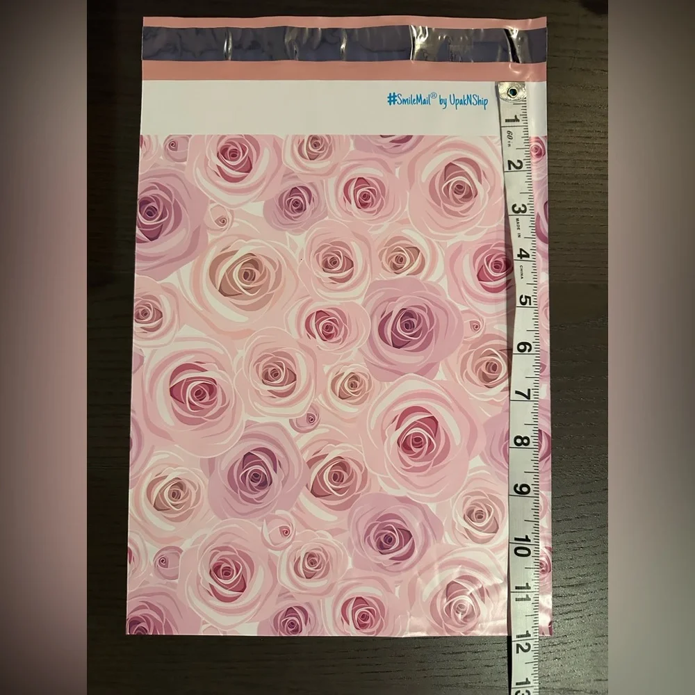 25 Count Roses Poly Mailers 9